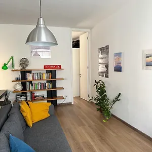  Appartamento Urban Oasis Farini - Comodo In Centro